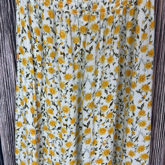 Urban Outfitters Floral Dress- Medium - Picture 3 of 11